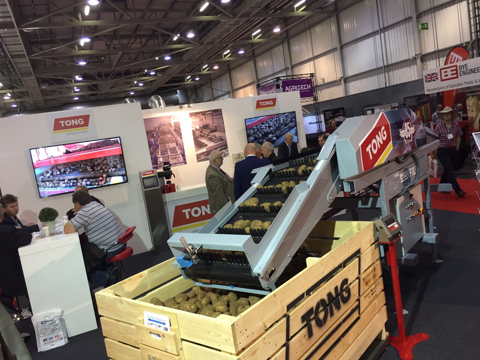 Tong to showcase advancements in potato handling at BP2017 - FR - Tong ...